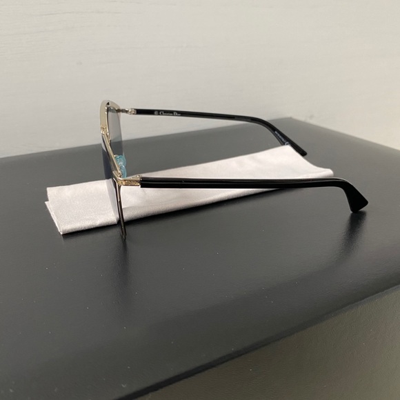 SOLD **DIOR REFLECTED SUNGLASSES** - Picture 3 of 11